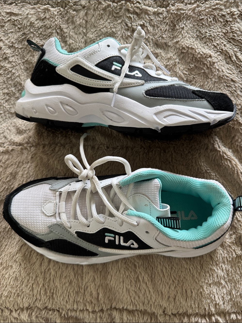 FILA Women's White Black Mint Chunky Sneaker